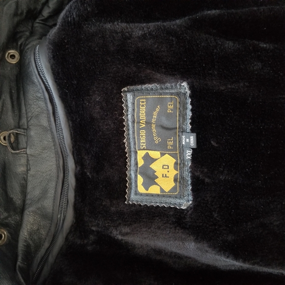 Genuine Leather Thick Winter Coat - Picture 11 of 11
